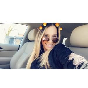 Meet your Posher, Alyssa